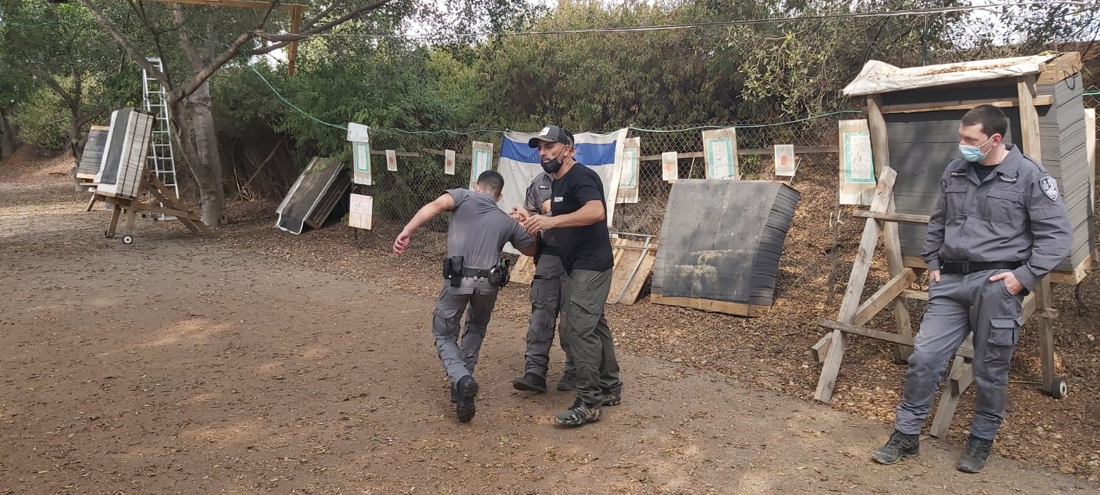 צוות השיטור העירוני באימון