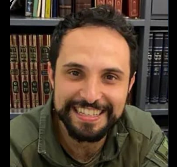 רב סמל במיל זיו חן