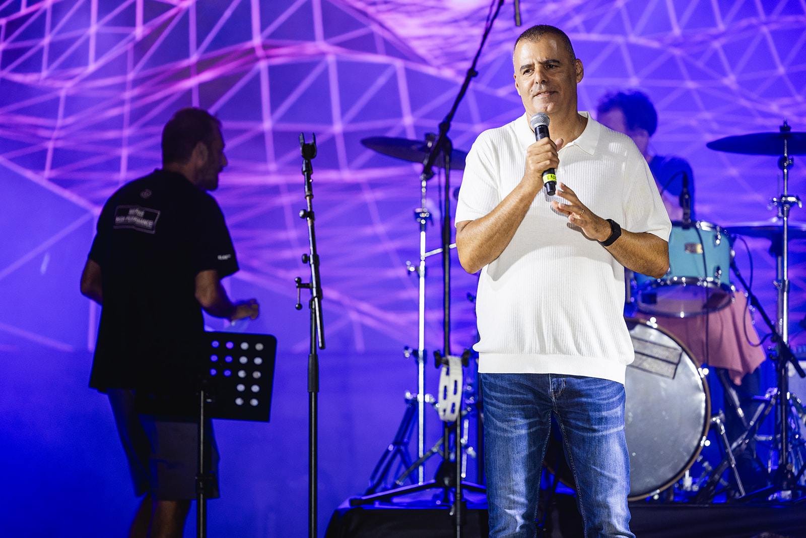 מסיבת שנות ה-80 בכיכר העיר