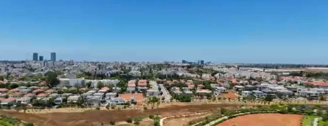צילום מעל כפר סבא במסגרת פעילות הרחפן האוטונומי בעיר
