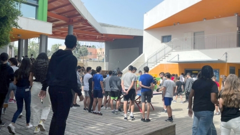 תלמידים בבית הספר אילן רמון בכפר סבא