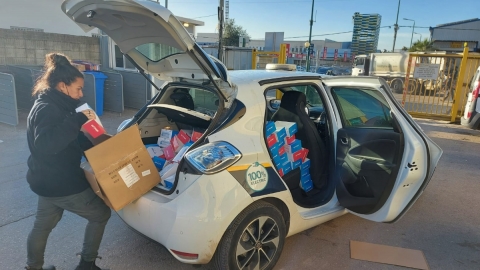 הכנות לחלוקת בדיקות אנטיגן למוסדות החינוך בכפר סבא