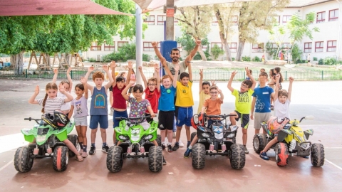 ילדי העיר בפעילות רכיבה על טרקטורונים בקייטנת החופש הגדול 2022