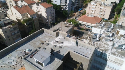 צילום רחפן באתר בנייה בכפר סבא במסגרת מבצע אכיפה עירוני