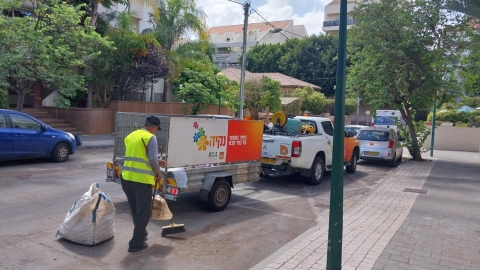 עבודות ניקיון וגינון ברחבי העיר כפר סבא לקראת חגי תשרי