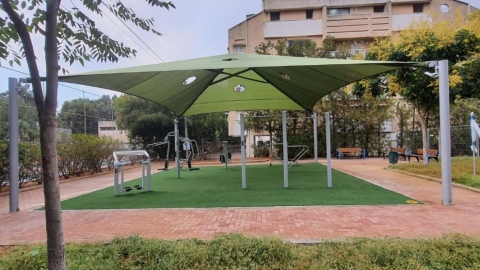 גינה ציבורית בשכונת הפרחים בעיר כפר סבא