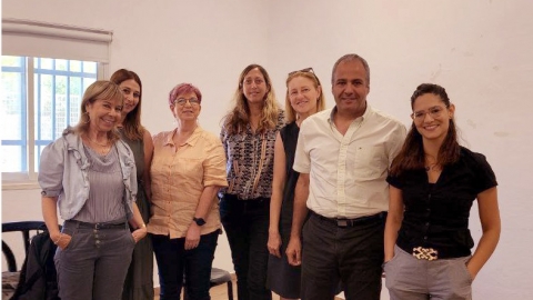 נציגי אגף שחק ומרכז עוצמה בכפר סבא חברת המועצה לירית שפיר שמש ונציגי תוכנית תעסוקה שווה