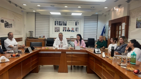 ישיבת ועדת החינוך העירונית בכפר סבא