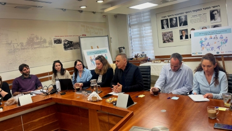 ישיבת ועדת ההיגוי ומובילות ועדת ההיגוי העירונית