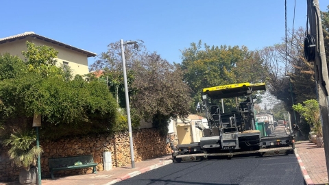 עבודות קרצוף וריבוד ברחובות טרומפלדור וסירקין