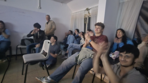 נבחרת הרובוטיקה העירונית מתבשרת על זכייתה במקום הראשון בישראל