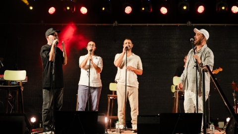 מופע סליחות ברחבת היכל התרבות כפר סבא