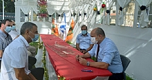 ח"כ בנט בסוכת ראש העיר בכפר סבא