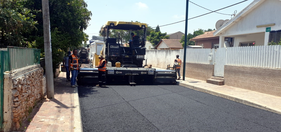 תשתית חזקה: עיריית כפר-סבא ממשיכה בעבודות שדרוג נרחבות לתשתיות הביוב והניקוז ברחבי העיר